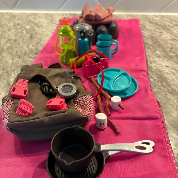 Our Generation - Camping Playset for 18" Dolls - Picture 5 of 5